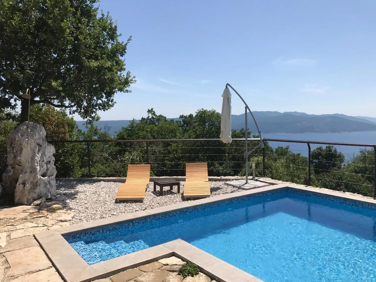 Ivanini Secluded Stone Villa With A Stunning View Brseč Horvátország