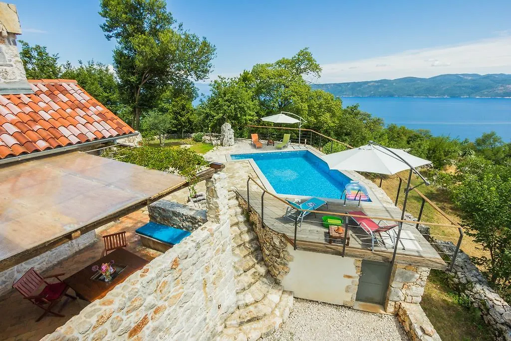 Ivanini Secluded Stone Villa With A Stunning View Brseč